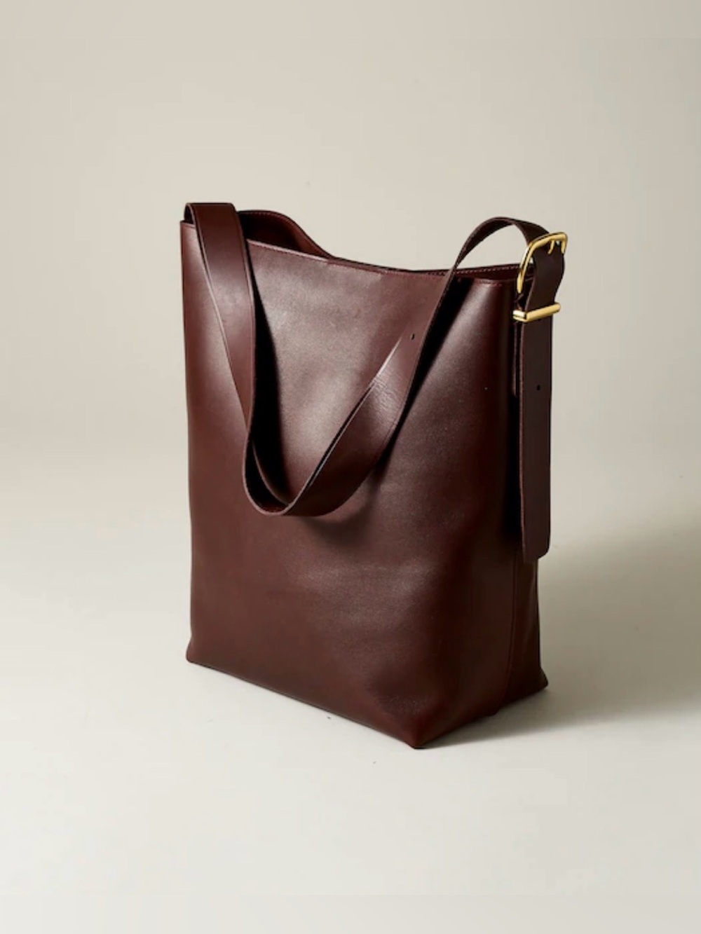 Madewell. The Essential Bucket Tote.Brown.NWT.